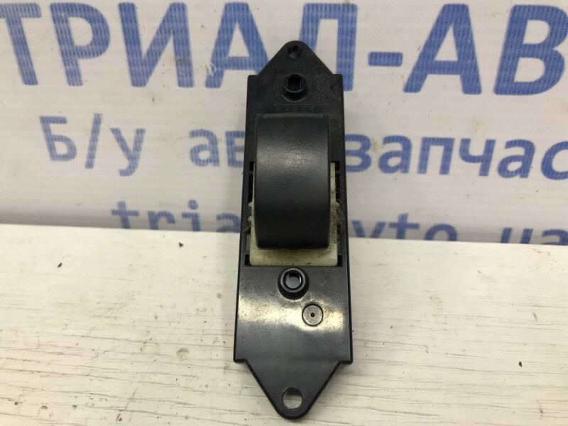 Кнопка стеклоподъемника Mitsubishi Outlander XL 2.2 DIESEL 4N14 2007 (б/у) Киев - изображение 2