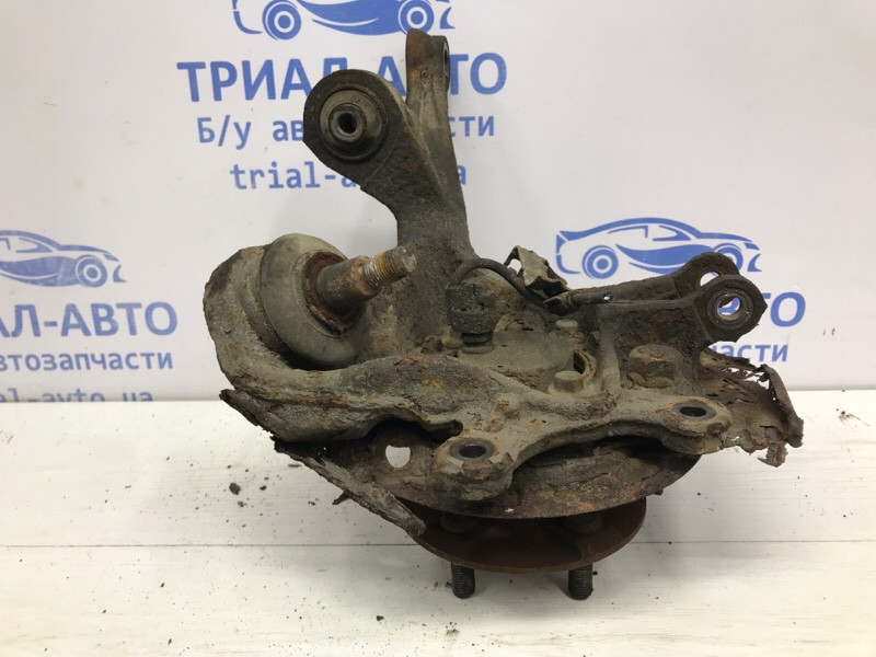 Цапфа задняя левая со ступицей Toyota Avensis T25 1.8 БЕНЗИН 1ZZFE 2002 (б/у) Киев - изображение 2