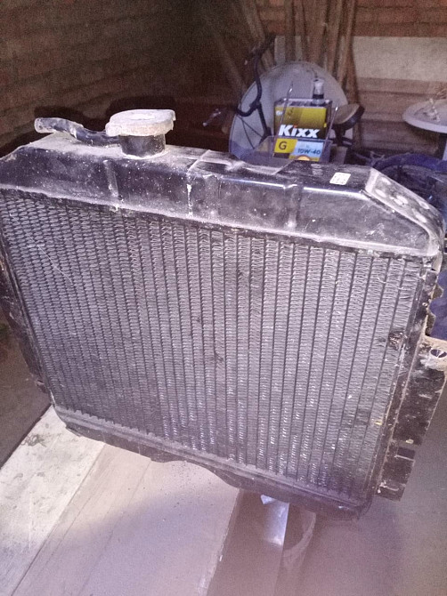 Радіатор на Волгу 2124, новий Днепр - изображение 1