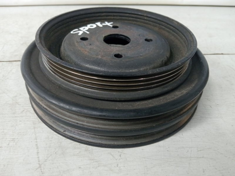 Шкив помпы Mitsubishi Pajero Sport K9 2.5 DIESEL 4D56 1996 (б/у) Киев - изображение 1