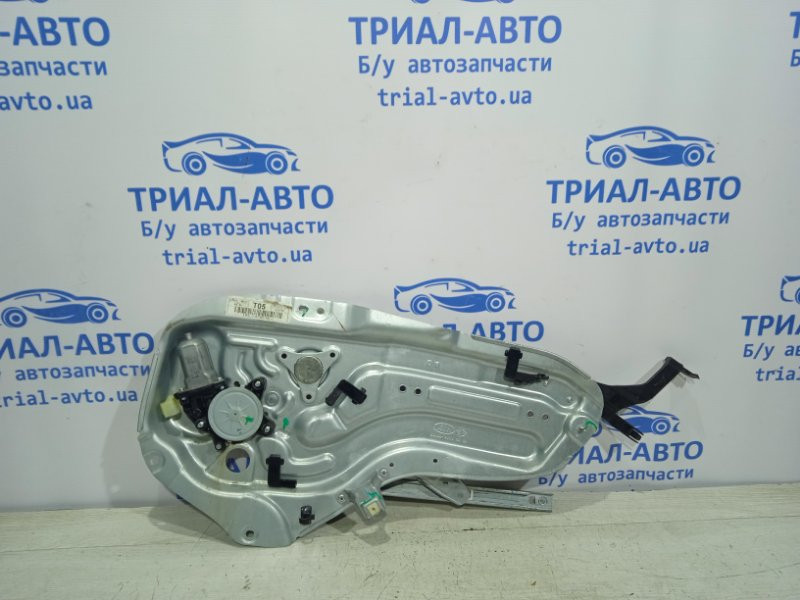Стеклоподъемник задний правый Kia Cerato TD 2008 (б/у) Киев - изображение 1