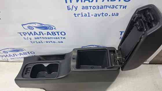 Подлокотник Mitsubishi Lancer 2003-2009 MR626773 (Арт. 73947) Київ