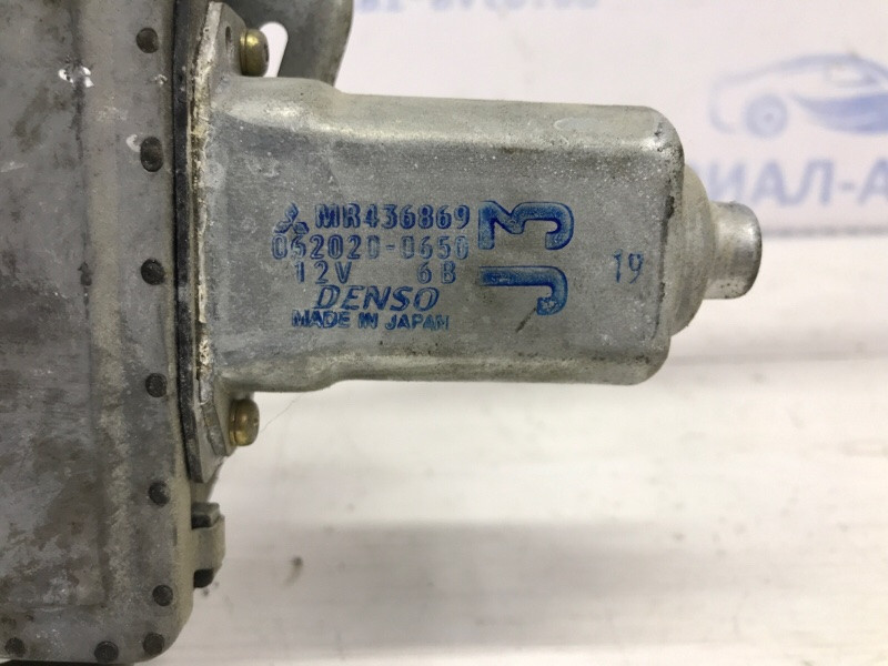 Стеклоподъемник задний левый Mitsubishi Pajero Wagon 3 3.2 ДИЗЕЛЬ 4M41 1999 (б/у) Київ - зображення 4