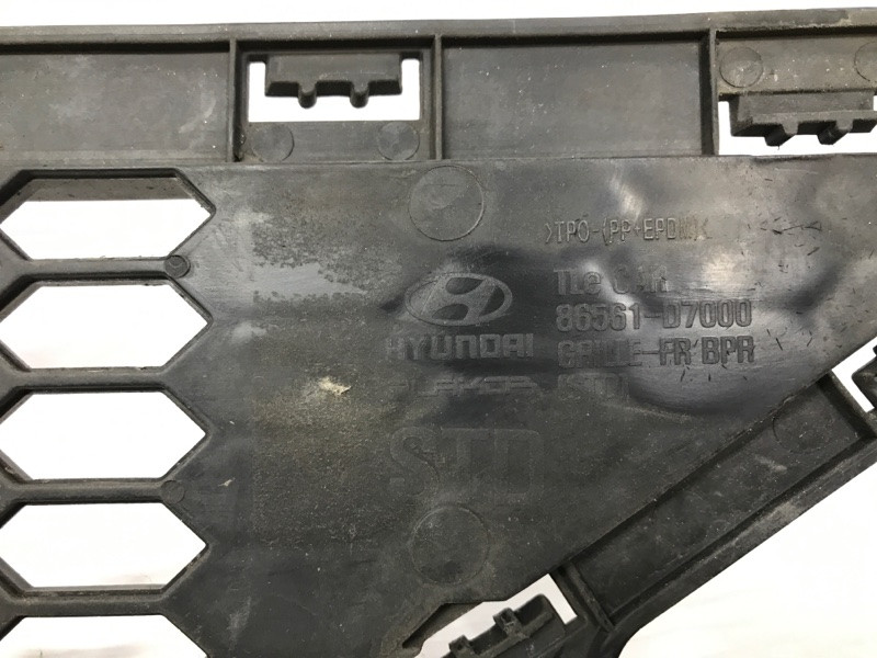 Решетка бампера центральная Hyundai Tucson TL 1.7 DIESEL D4FD 2015 (б/у) Київ - зображення 7