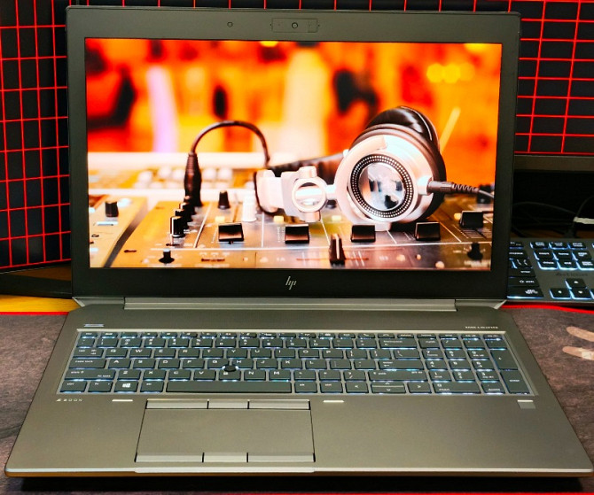 Ноутбук hp zbook 15 g5 (6gy48up) workstation ips i7-8850h 16/256gb nvidia quadro p1000 4gb Киев - изображение 2