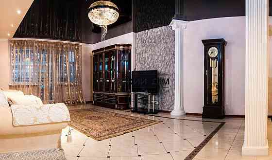 БЕЗ КОМИССИИ! Сдается 3-х к.кв. возле м. Печерская № 1160994 Київ