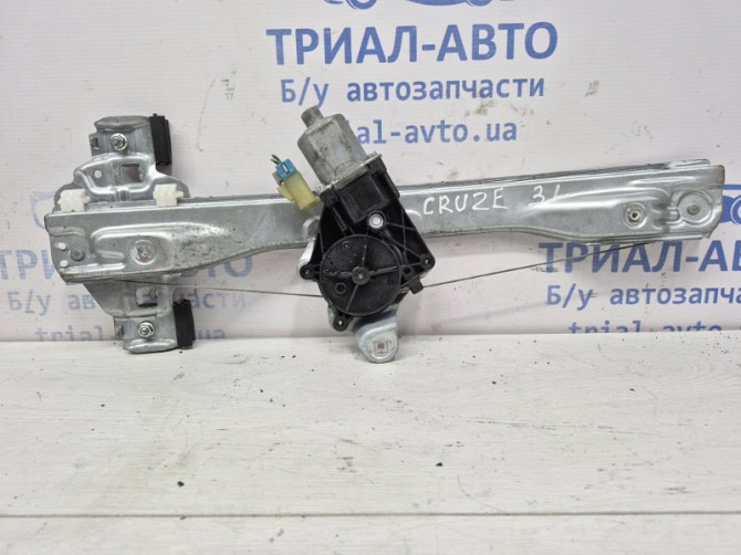 Стеклоподъемник задний левый Chevrolet Cruze J300 1.8 2009 (б/у) Київ - зображення 1