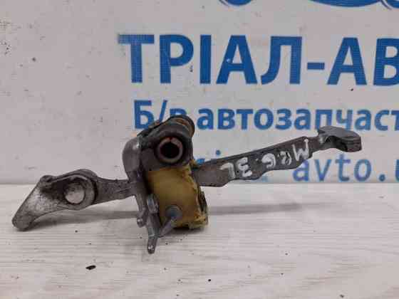 Ограничитель двери задний левый Renault Megane 2008-2016 824306303R (Арт. 76340) Киев