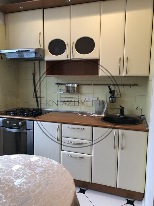 Оренда 2-х кімнатної роздільної квартири м. Героїв Днепра № 11168992 Киев - изображение 1