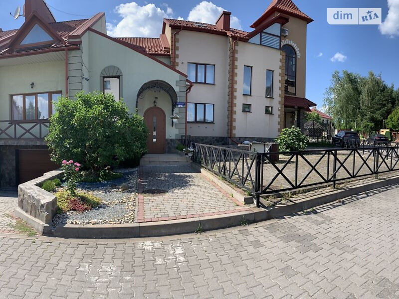 Продаж 3 поверхового таунхауса у м. Чернівці Чернівці - зображення 1