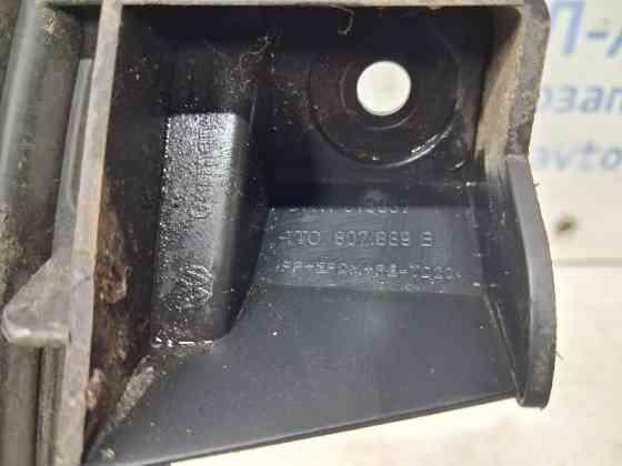 Кронштейн бампера передний левый Volkswagen Caddy 2K 1.9 DIESEL BJB 2003 (б/у) Киев