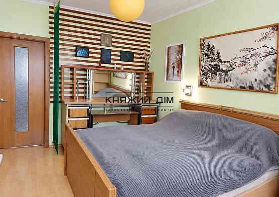 Продаж 3-кімнатної квартири пр-т Бажана 14, метро Осокорки. Киев