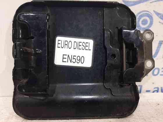 Лючок бака Mitsubishi Pajero Sport 1996-2008 MR241921 (Арт. 26786) Киев