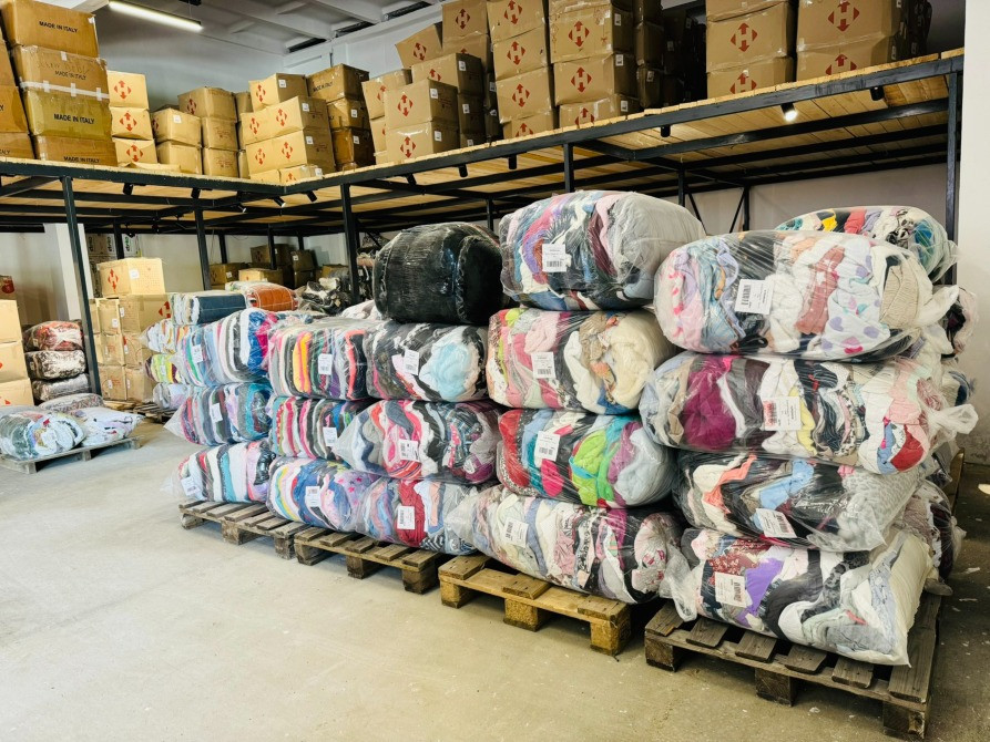 EuroMania - Оптовий склад Секонд Хенд Луцьк - зображення 4