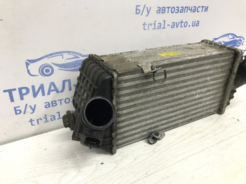 Радиатор интеркуллера Kia Ceed JD 1.6 DIESEL D4FB 2012 (б/у) Київ - зображення 2