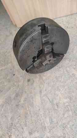 Токарний патрон Київ