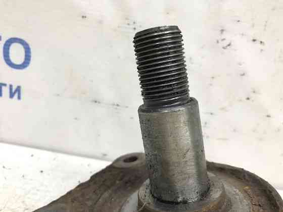 Цапфа задняя левая Renault Megane 3 1.5 DIESEL K9K 2008 (б/у) Киев