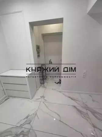 Продаж  1-кімнатної квартири жк Лико град КОД  21146972 Киев