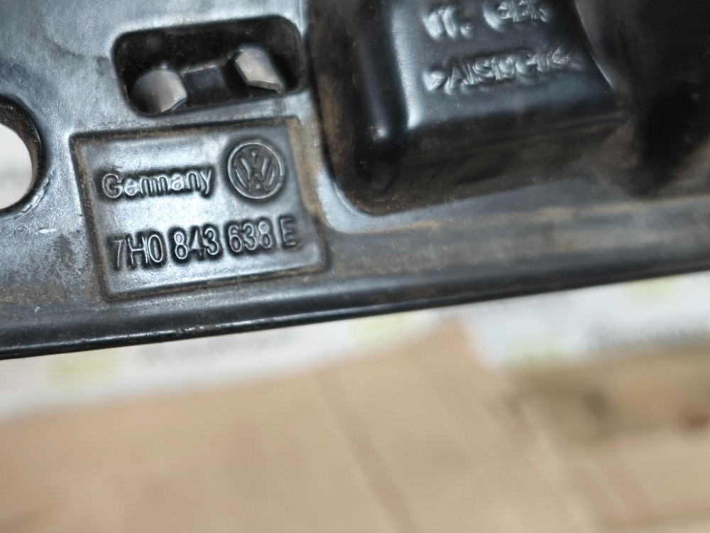 Ограничитель боковой сдвижной двери верхний VW T5 T6 2003-2019 (7H0843638E) Ковель - изображение 2