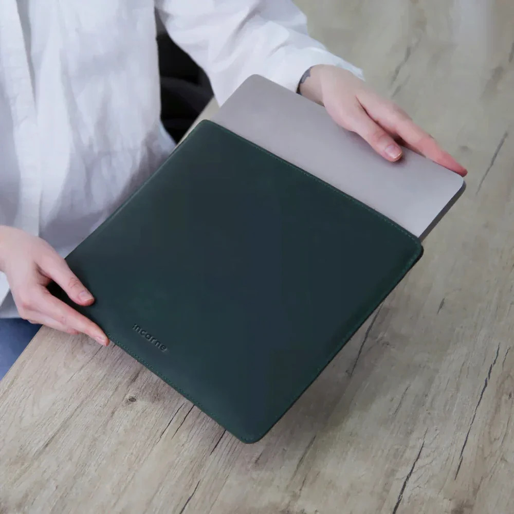 Чехол для ноутбука винтажный Incarne Gamma Plus MacBook Pro 16" 2019-2025 gamma-plus-green-vintage-p Киев - изображение 3