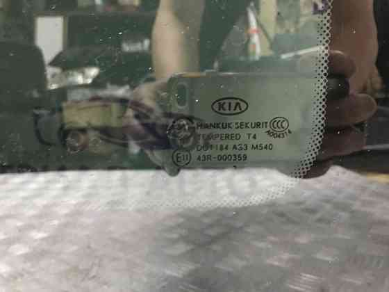 Стекло панорамной крыши Kia Sportage SL 1.7 DIESEL D4FD 2010 перед. (б/у) Київ