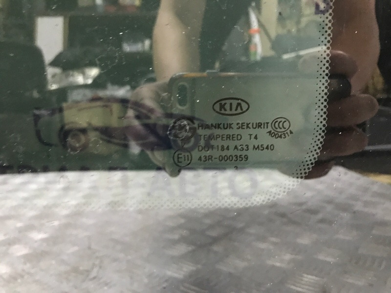 Стекло панорамной крыши Kia Sportage SL 1.7 DIESEL D4FD 2010 перед. (б/у) Київ - зображення 4