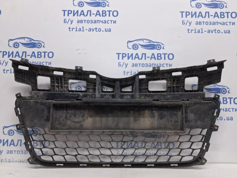 Решетка бампера центральная Hyundai I30 FD 1.6 DIESEL D4FB 2007 (б/у) Київ - зображення 4