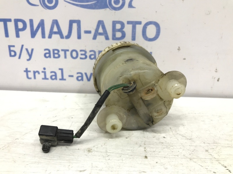 Бачок главного тормозного цилиндра Mitsubishi Pajero Sport K9 3.0 БЕНЗИН 6G72 1996 (б/у) Киев - изображение 3