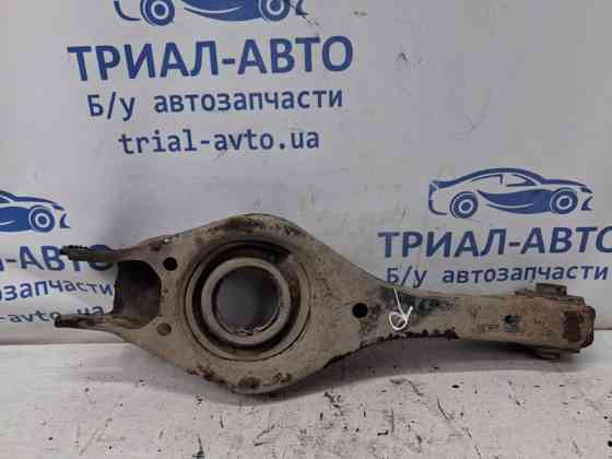 Рычаг задней подвески нижний поперечный (под пружину) Hyundai I30 2007-2012 552102H100 (Арт. 78288) Киев