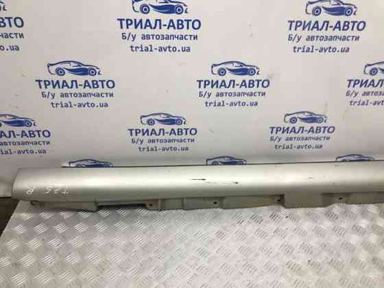 Накладка порога внешняя правая Toyota Avensis 2002-2010 7585105901 (Арт. 57103) Київ