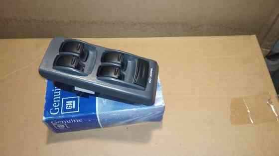 Блок кнопок стеклоподъемника Lanos T100 Днепр