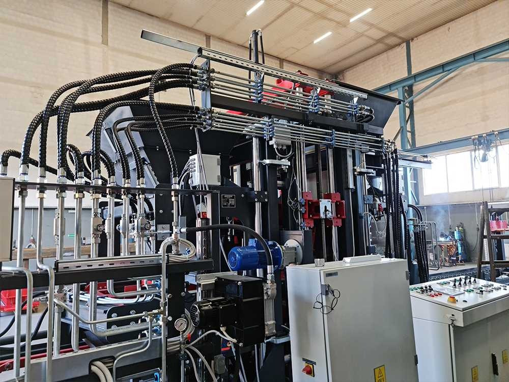 Вибропресс Prometal PRO 400 для производства блоков, брусчатки, бордюров Киев - изображение 1