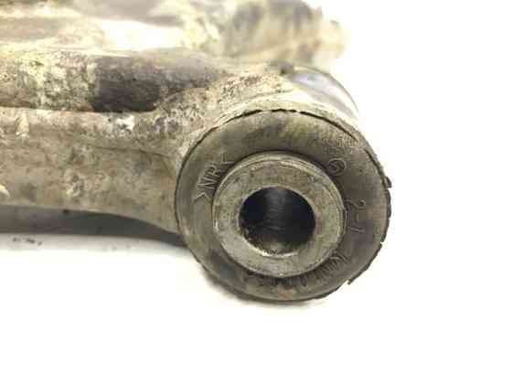 Рычаг левый Mitsubishi Lancer 9 1.6 БЕНЗИН 4G18 2003 (б/у) Киев