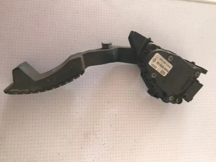 Бу педаль газа акселератора Renault Laguna 2, 8200002904 Кропивницький - зображення 1