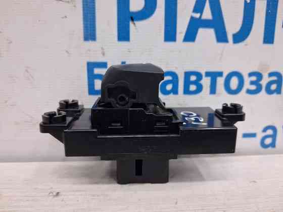 Кнопка стеклоподъемника Hyundai I30 2011-2017 93576A6010 (Арт. 70719) Київ