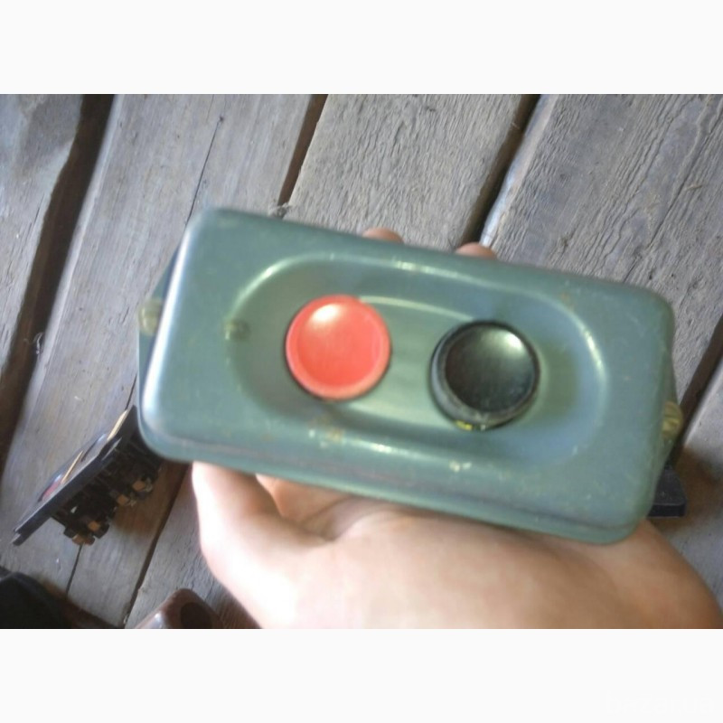 Кнопки КП3-2-43. КПЕ-2-15. -2шт Харків - зображення 1