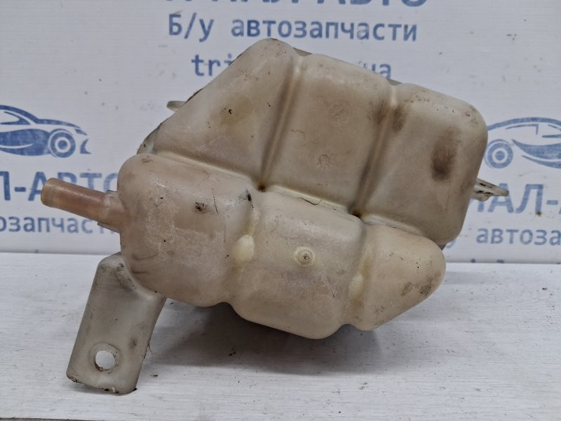 Бачок радиатора (расширительный) Nissan Navara D40 2.5 DIESEL YD25DDTI 2004 (б/у) Киев - изображение 4