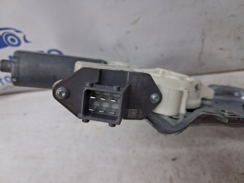 Стеклоподъемник передний правый Toyota Avensis T25 2.0 DIESEL 1ADFTV 2002 (б/у) Київ - зображення 3