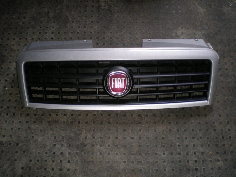 Решетка бампера Fiat Doblo 2005-2009 Ковель - зображення 2