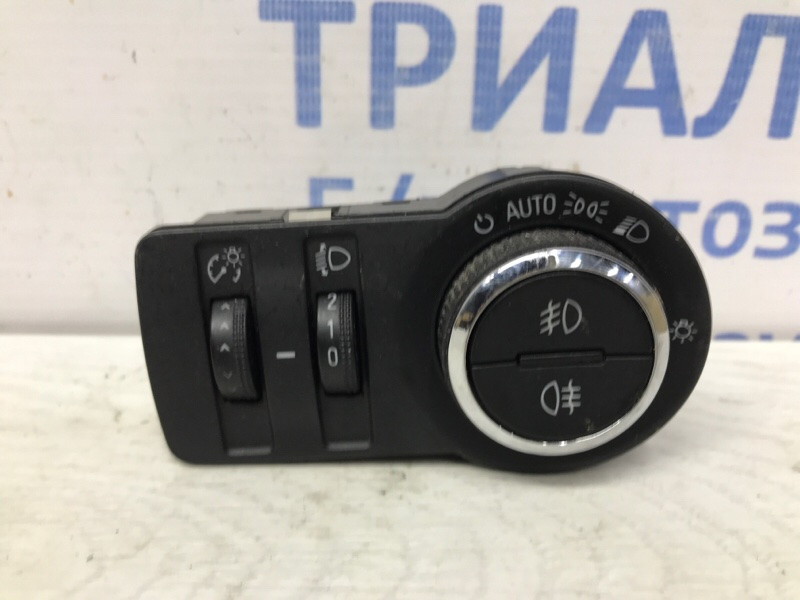 Блок управления Chevrolet Cruze 2009-2016 13301764 (Арт. 55859) Киев - изображение 1