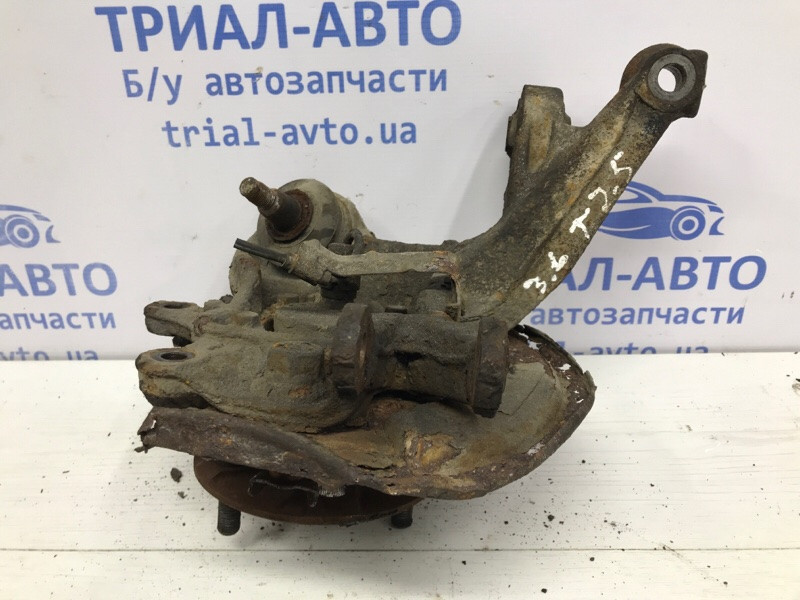 Цапфа задняя левая со ступицей Toyota Avensis T25 1.8 БЕНЗИН 1ZZFE 2002 (б/у) Киев - изображение 3