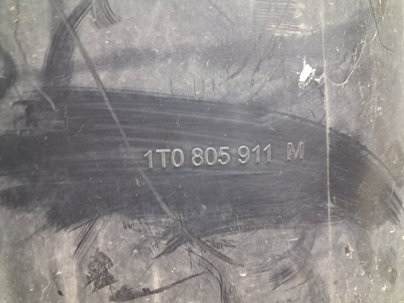 Подкрылок передний левый Volkswagen Caddy 2K 1.9 DIESEL BJB 2003 (б/у) Київ - зображення 9