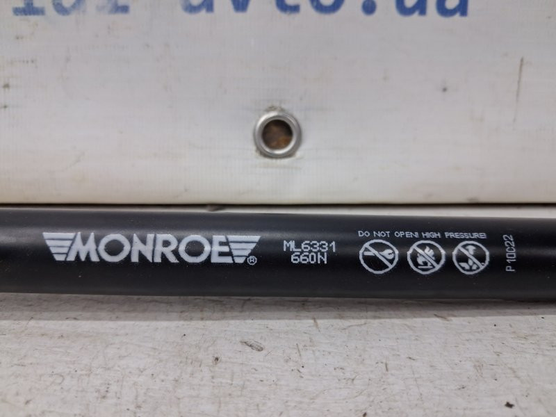 Амортизатор крышки багажника Lexus RX 350 XU30 3.5 БЕНЗИН 2GRFE 2003 (б/у) Киев - изображение 4