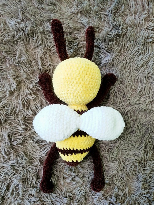 Іграшка жовта Бджілка комаха м'яка в'язана дитяча ручна робота Нововолинськ - зображення 5