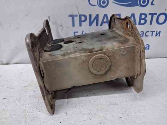 Кронштейн усилителя переднего бампера Kia Ceed 2006-2012  (Арт. 78580) Київ