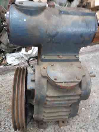  Насос АВЗ-20, вакуумний, б/в. Полтава
