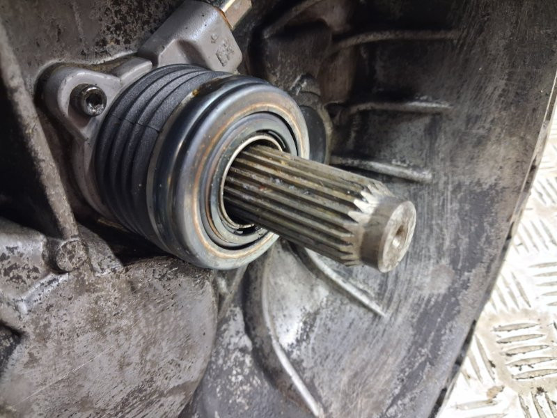 Коробка передач МКПП Chevrolet Captiva C100 2.4 БЕНЗИН Z24SED 2006 (б/у) Київ - зображення 3