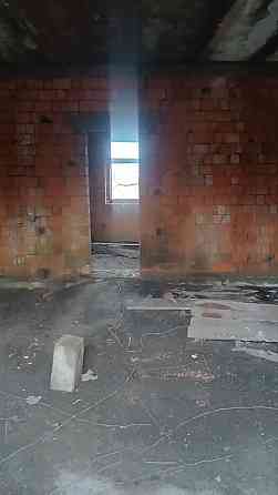 Крепкая коробка в фонтанке Одеса