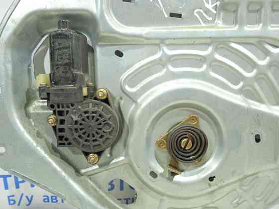 Стеклоподъемник передний правый Hyundai Tucson JM 2.0 DIESEL D4EA 2004 (б/у) Киев