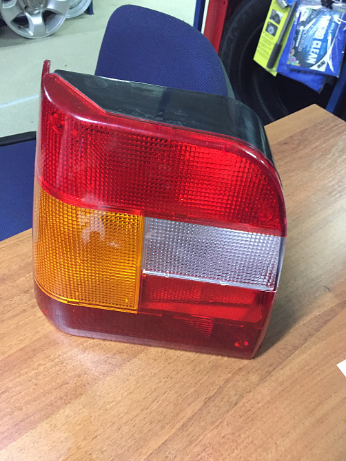 Фонарь задний Таврия Славута Днепр - изображение 1